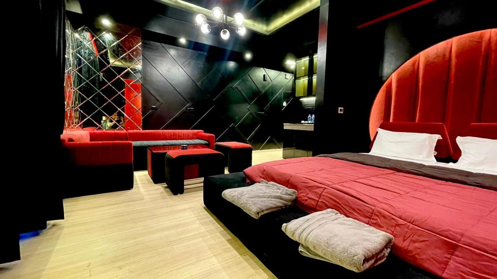 Aparthotel The Grace Residency - Gomtinagar, Lucknow Zewnętrze zdjęcie