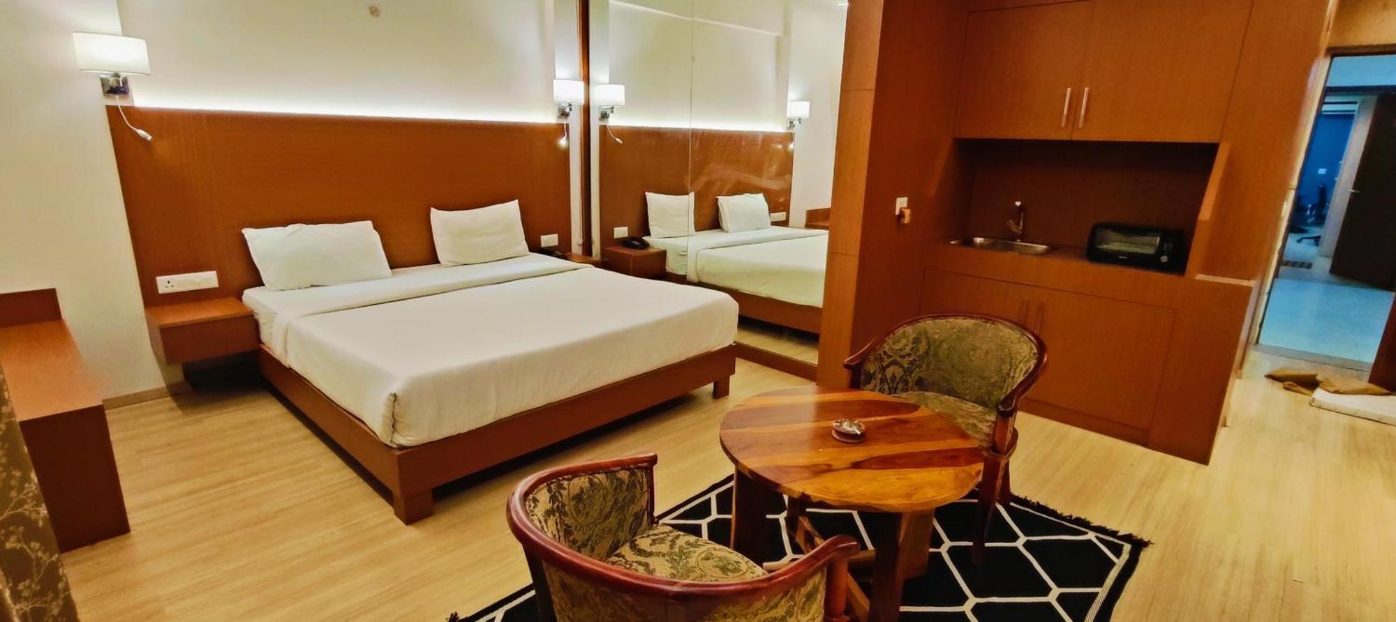 Aparthotel The Grace Residency - Gomtinagar, Lucknow Zewnętrze zdjęcie