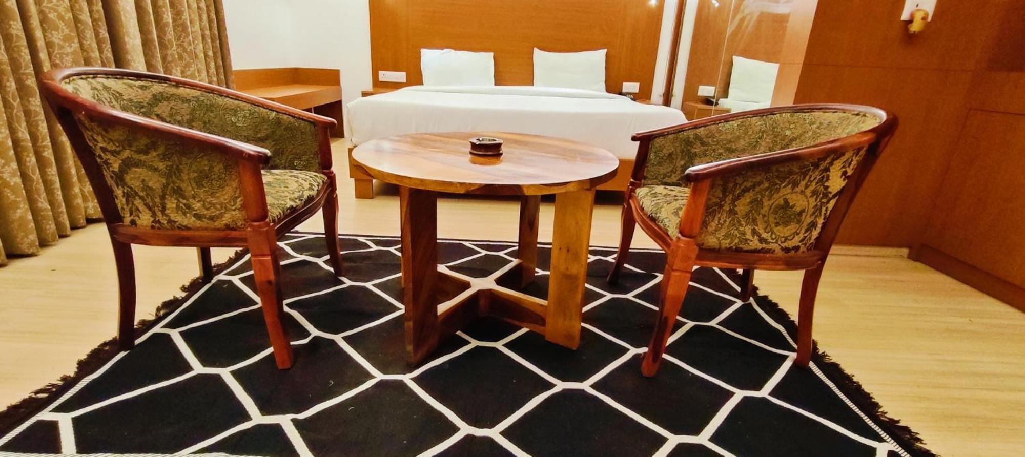 Aparthotel The Grace Residency - Gomtinagar, Lucknow Zewnętrze zdjęcie